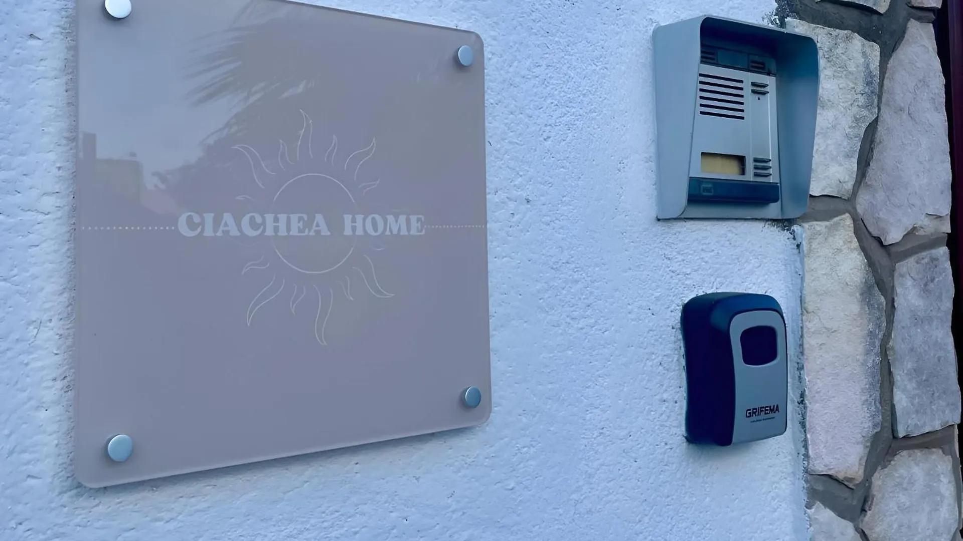 Feriehus Casa Vacanze Ciachea Home Con Giardino E Parcheggio In Sicilia Carini
