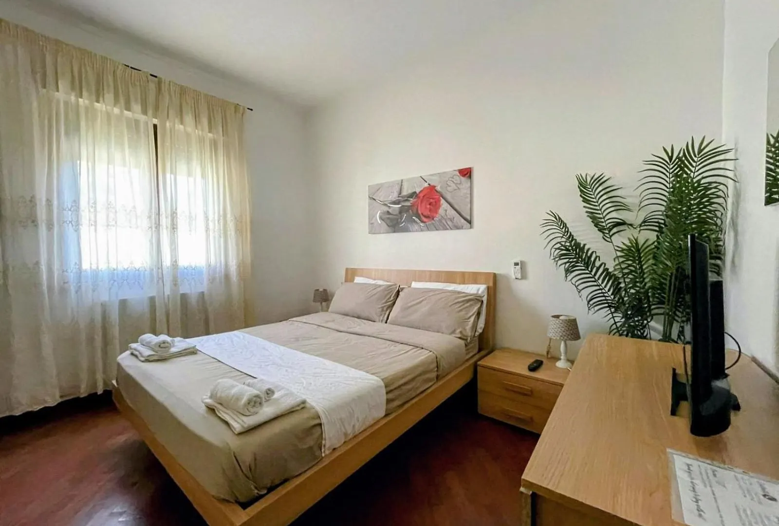 Casa Vacanze Ciachea Home Con Giardino E Parcheggio In Sicilia Carini Italien
