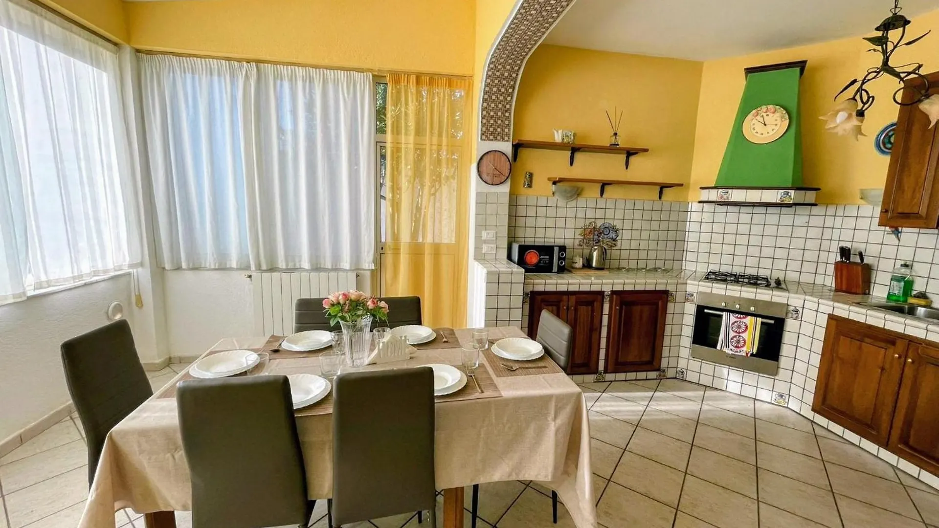 Holiday home Casa Vacanze Ciachea Home Con Giardino E Parcheggio In Sicilia Carini