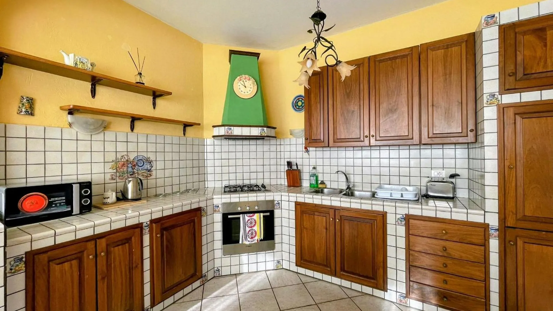 Casa Vacanze Ciachea Home Con Giardino E Parcheggio In Sicilia Carini 0*,