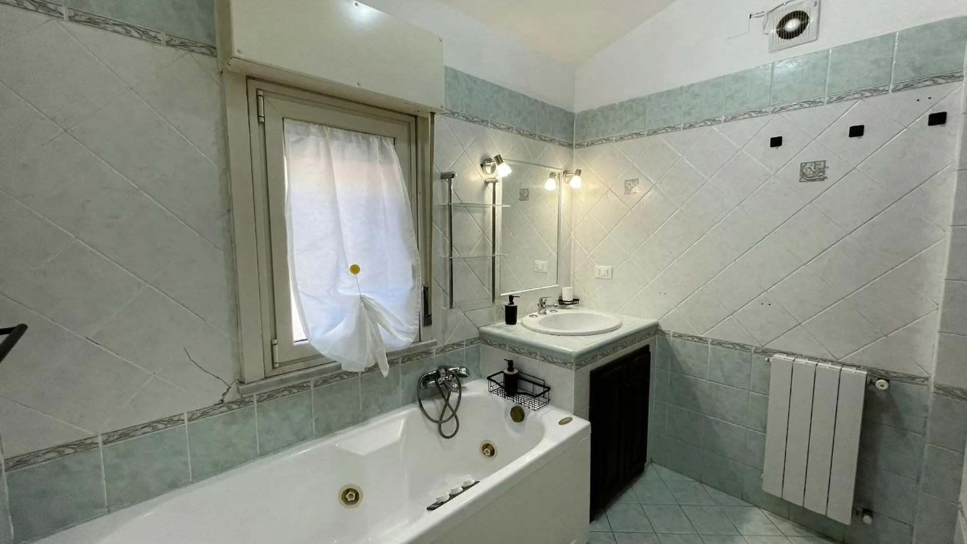 Casa Vacanze Ciachea Home Con Giardino E Parcheggio In Sicilia Carini Holiday home